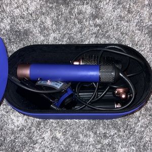 Dyson Airwrap, Like new!